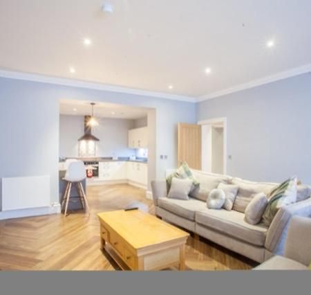 Stylish 2 Bedroom Apartment In Park Circus, West End Glasgow Eksteriør bilde